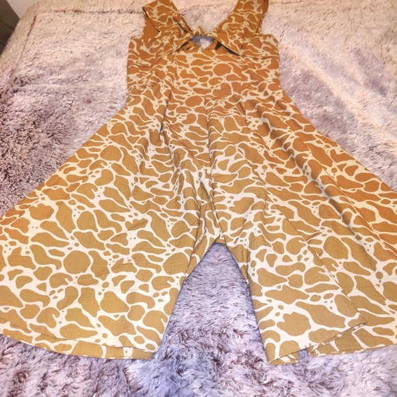 Brown and Cream Patterned Jumpsuit by B Store- Savile Row London - Picture 5 of 6